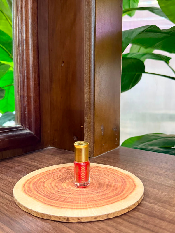 1/4 red misk vial